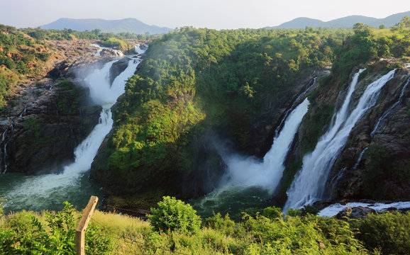 Shivanasamudra Falls